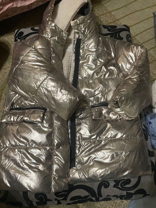 Курточка Zara для дівчинки