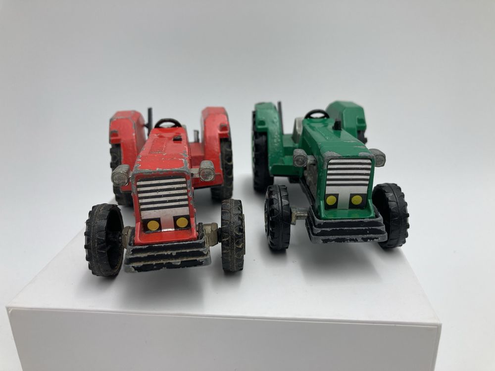 Majorette Traktor 1:36 2szt