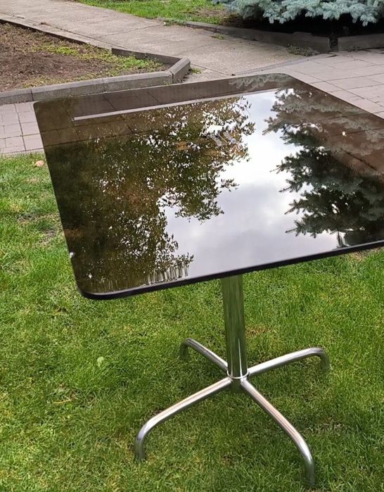Стол стеклянный импортный