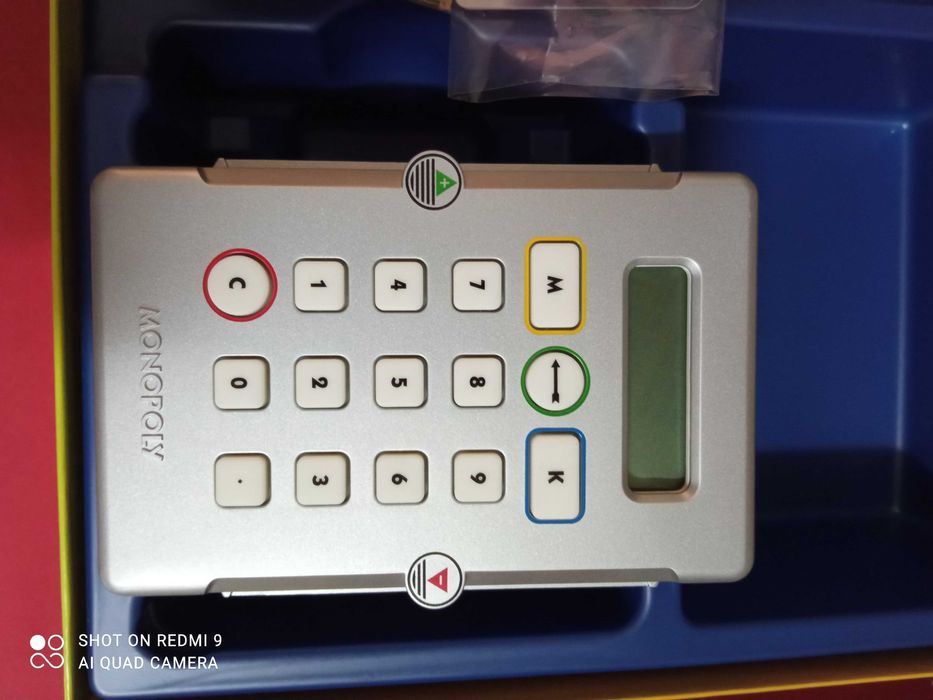 Jogo Monopoly "Compra e Venda de Propriedades" - como NOVO