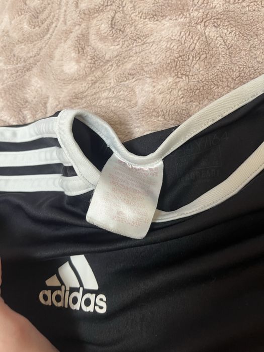 Адидас фудболка б/у