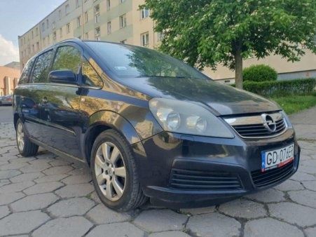 Opel Zafira B- 2007 -1.9 cdti