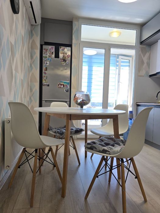 Двокімнатна в Центрі! Школа, садочок 3 хв пішки! Газ! 2% оф!