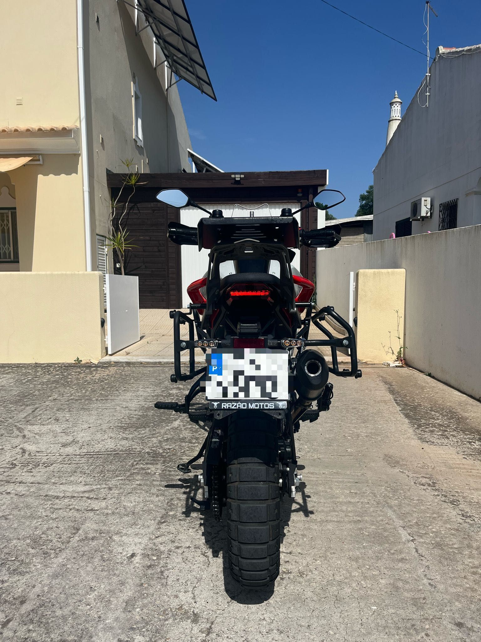 Benelli trk 702 x 2024