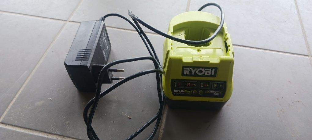 Zestaw akumulator + ładowarka Ryobi