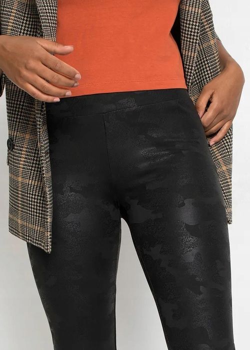 B.P.C legginsy czarne we wzór moro 36/38.