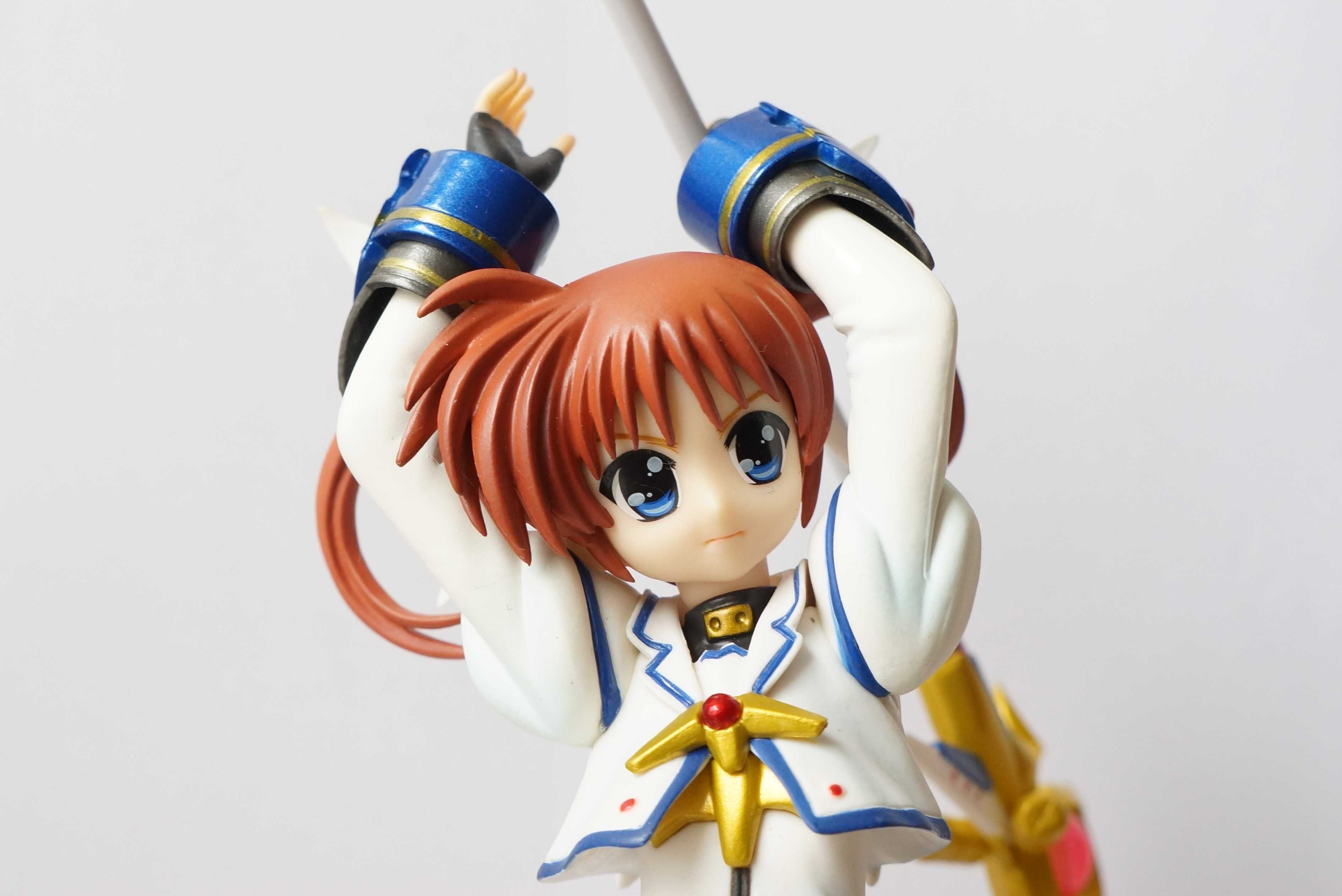 figurka manga anime - Nanoha Takamachi