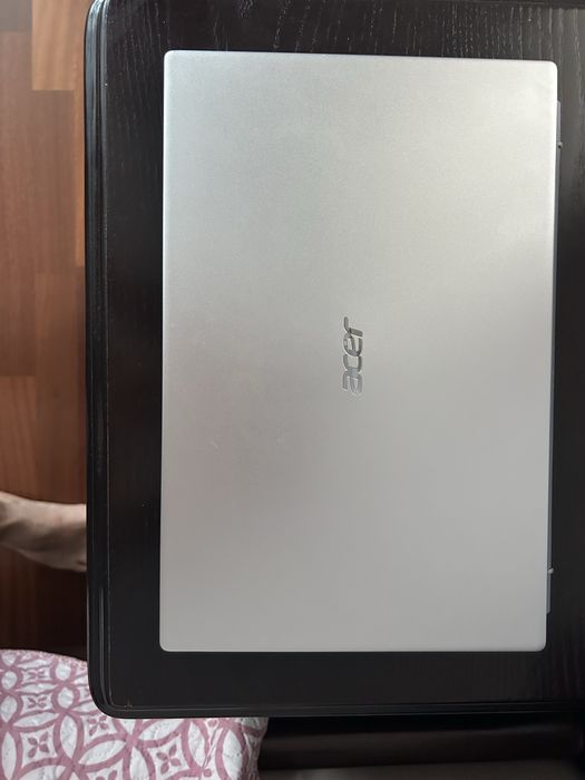 Acer Swift 1 (SF114-34) 14" Full HD IPS / Металевий корпус