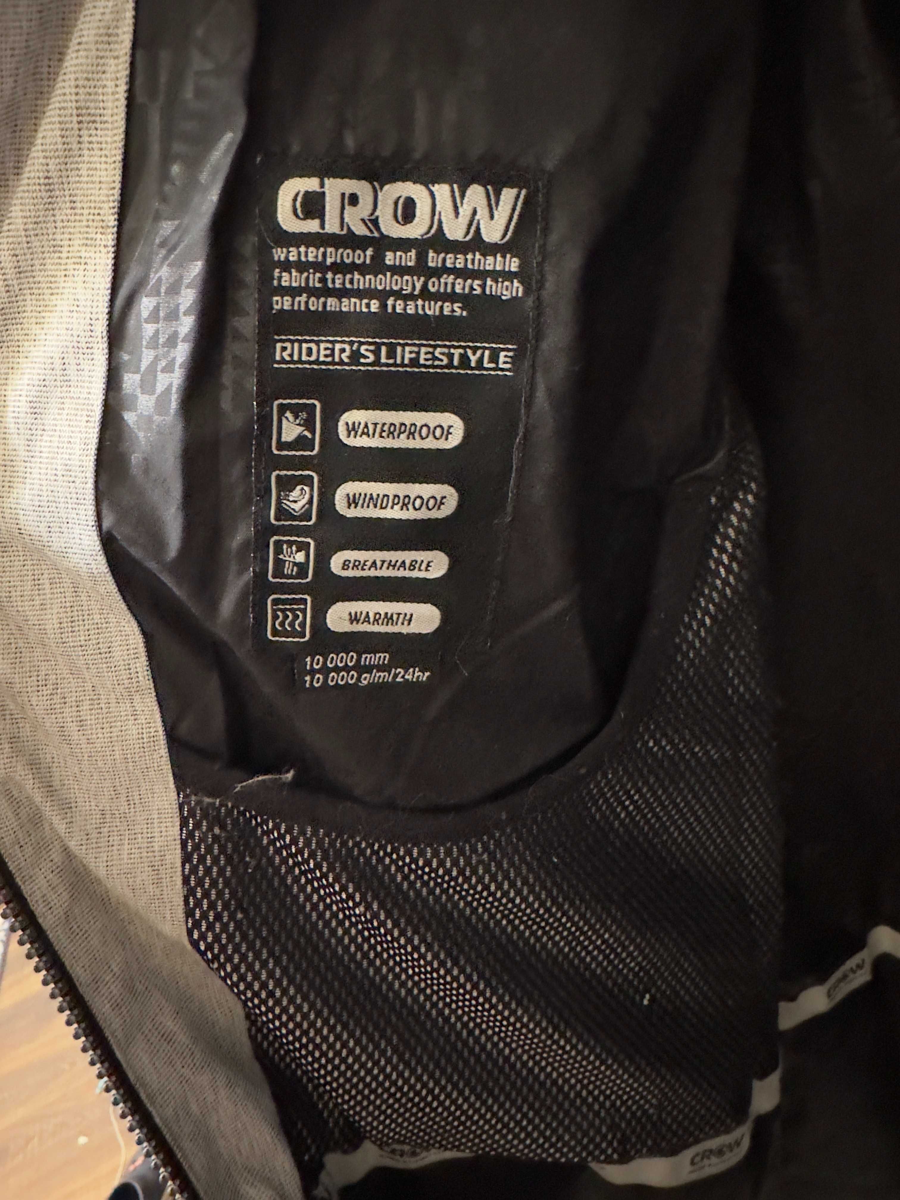 Пухова зимова куртка Crow сноуборд місто