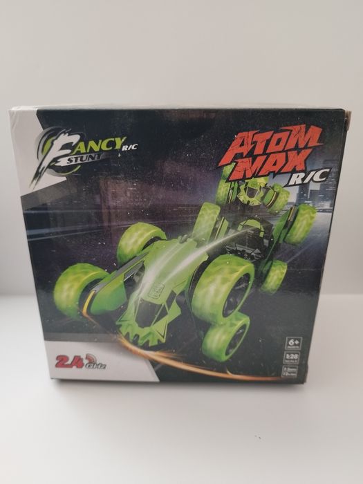 Zdalnie sterowany samochód kaskaderski