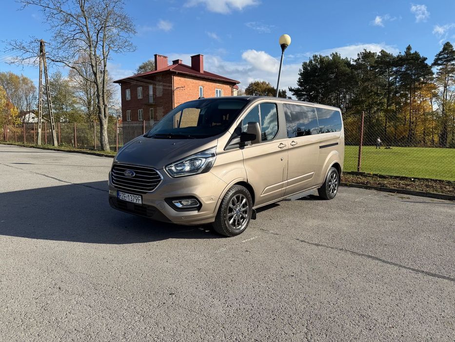 Ford Tourneo Custom Ford Custom Tourneo  9osób