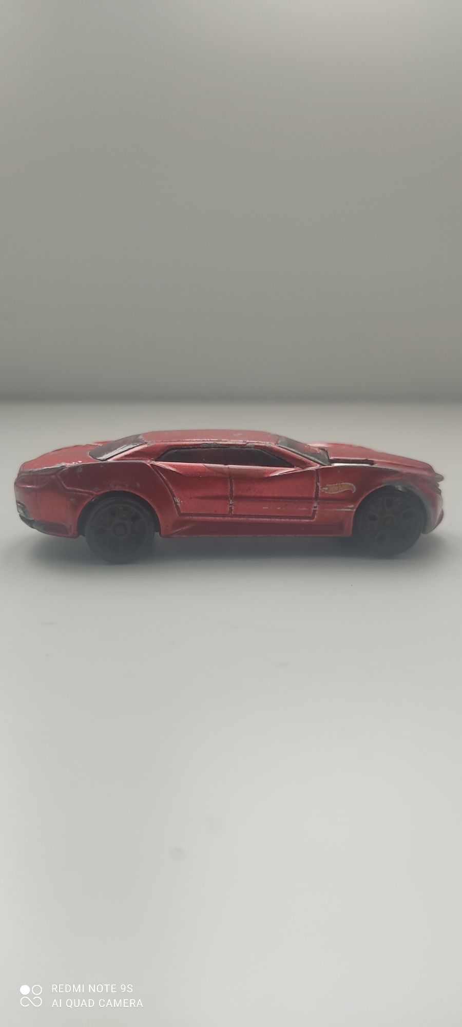 3 Carros hot wheels