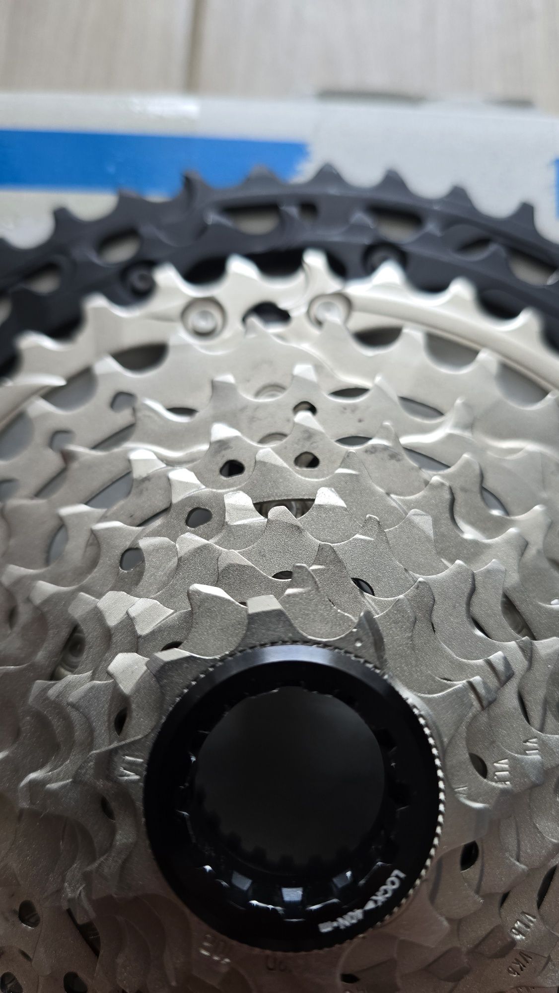 Kaseta shimano xt m8100