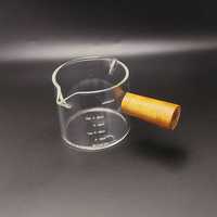 Скляний мірник із дерев'янною ручкою 100 мл (Стекляный мерник 100 мл)