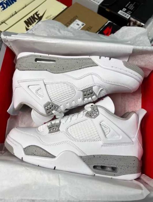 Buty sportowe " Jordan_4_Retro_White_Oreo R.43