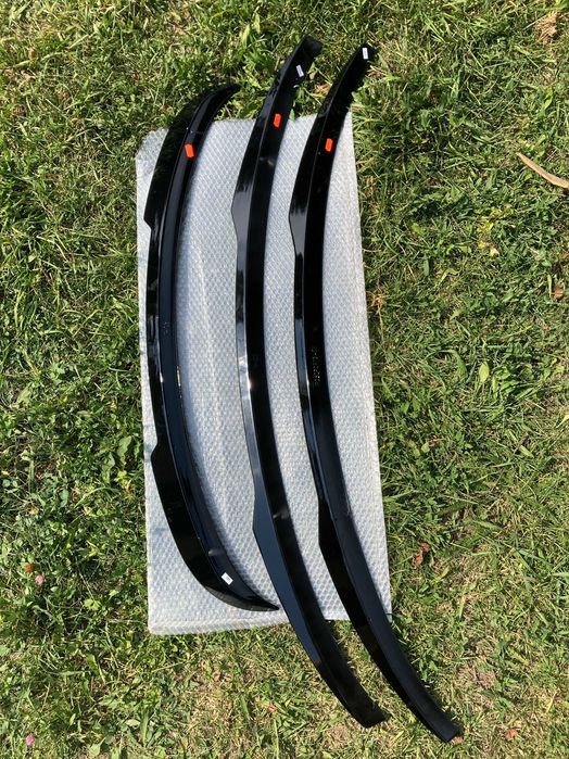 Спойлер Черный глянец (SQ5) на AUDI Q5 8R/80A 2008-2016-2020 года.