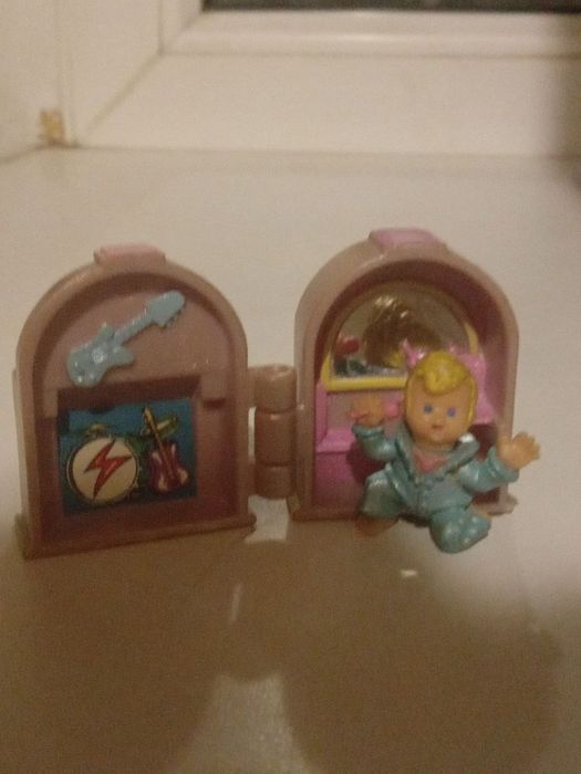 Продам іграшковий дитячий майданчик