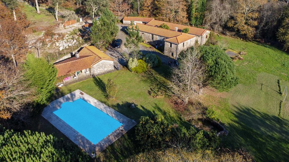 Quinta de Luxo com Piscina e 7 Suítes—Mentrestido Vila N. de Cerveira