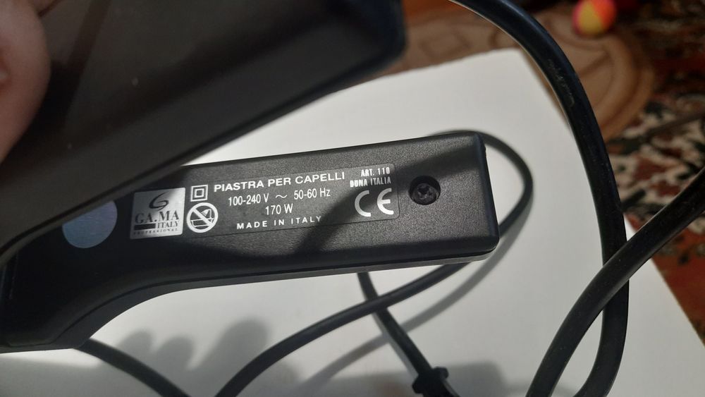 Вирівнювання волос професійний , Італія.