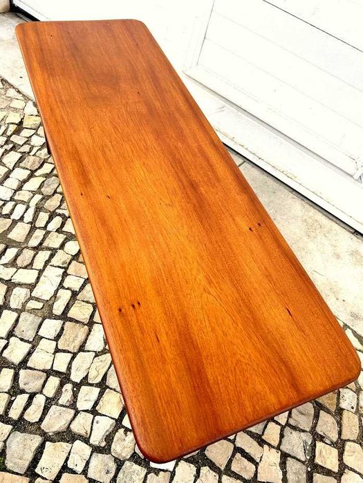 Mesa olaio vintage + 130comp x43prof x 43alt.