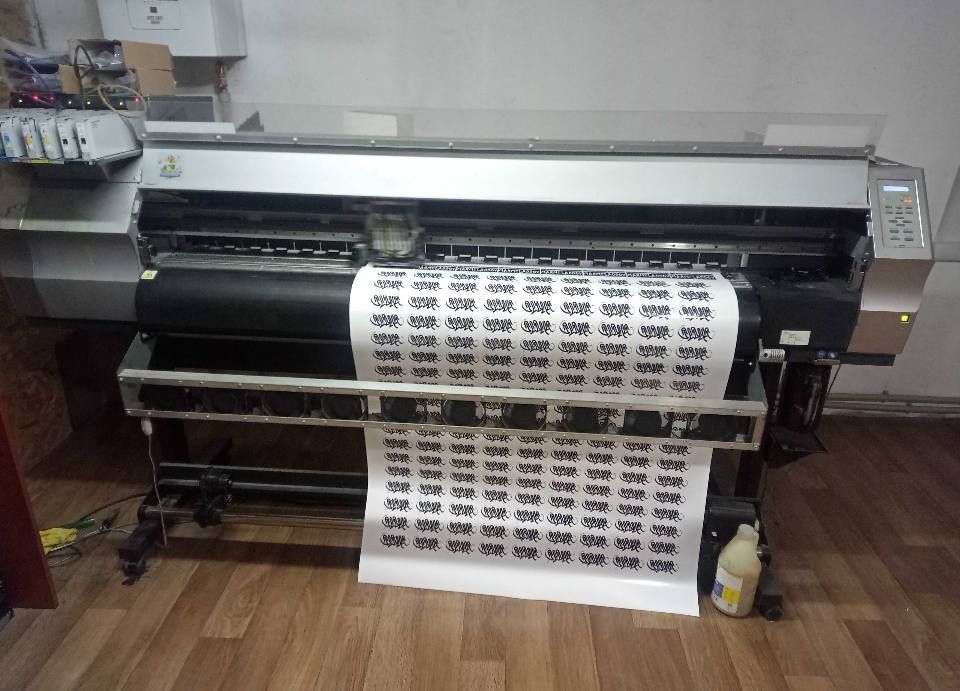 Широкоформатний друк, банери, плівка Миргород