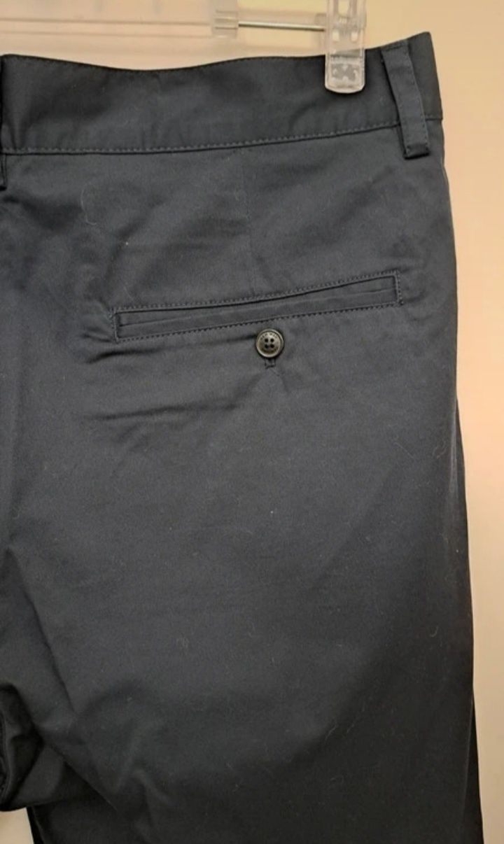 Męskie, krótkie spodenki H&M. Eleganckie r36