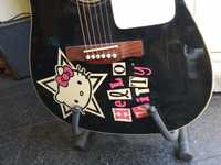 Despachar 100€ Guitarra acustica Fender Hello Kitty sem defeitos