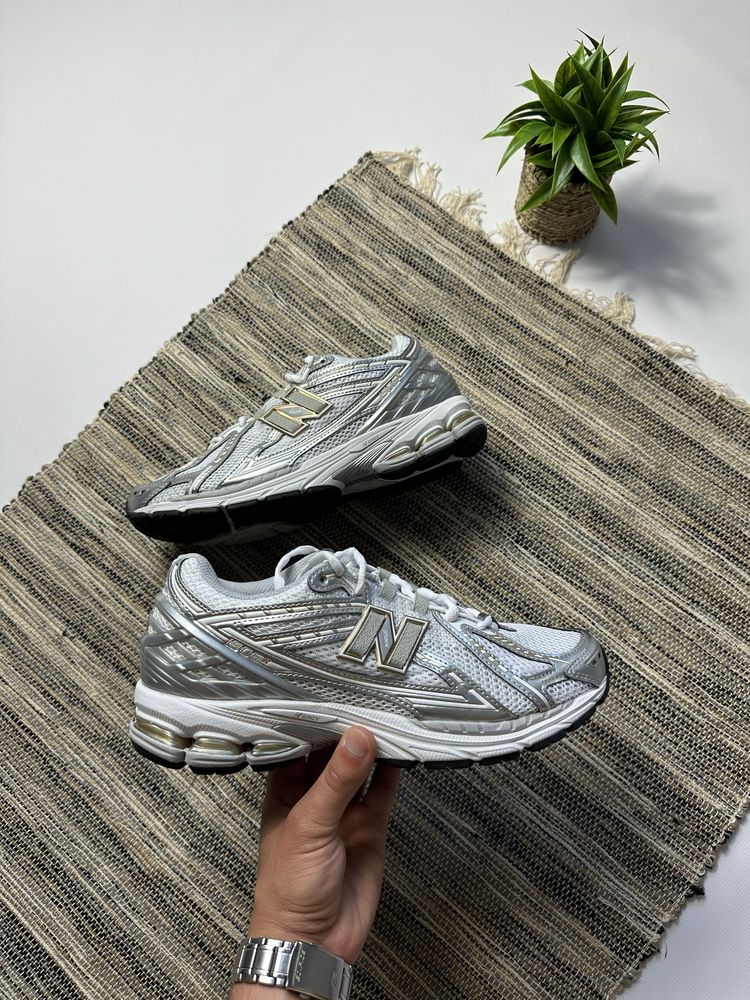 Кросівки New Balance 1906r Silver
