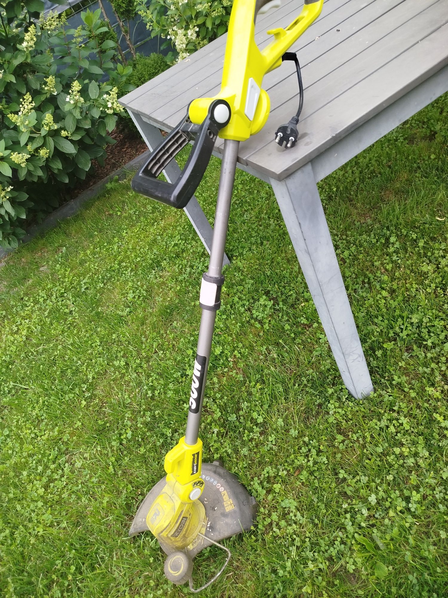 Podkaszarka elektryczna Ryobi