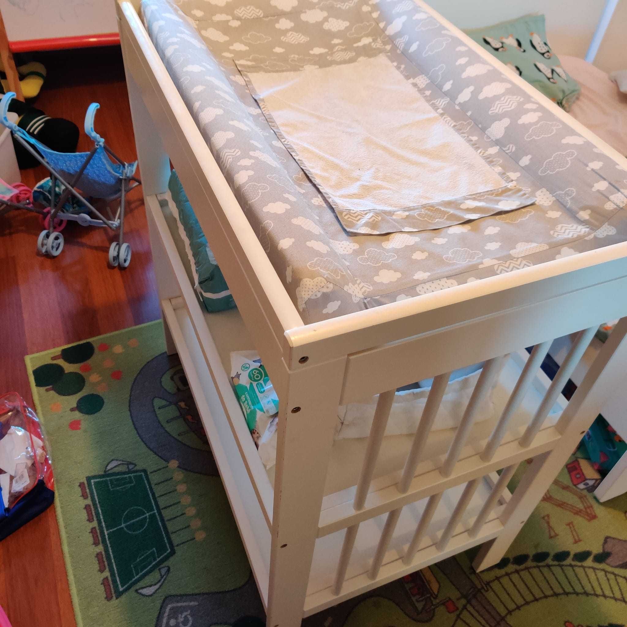 Muda fraldas e trocador IKEA Gulliver e Vadra