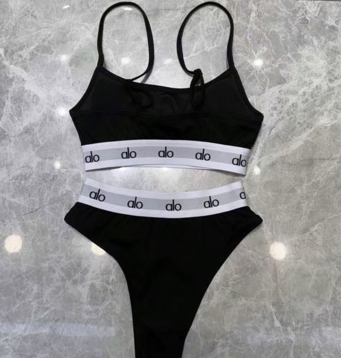 Набір білизни alo