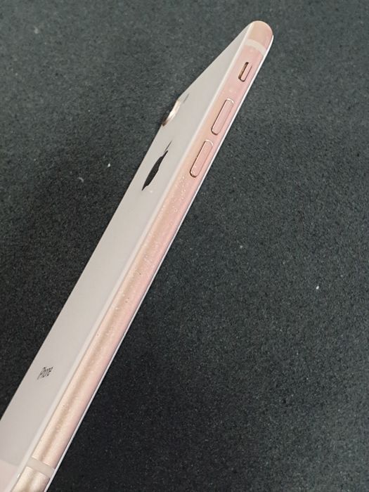 Apple iPhone 8 (64gb"77%)