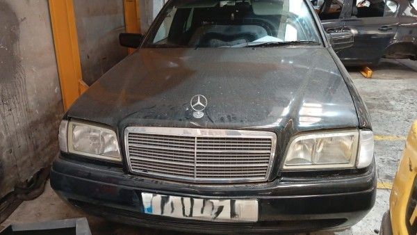 Para Peças Mercedes-Benz Classe C Carrinha (S202)