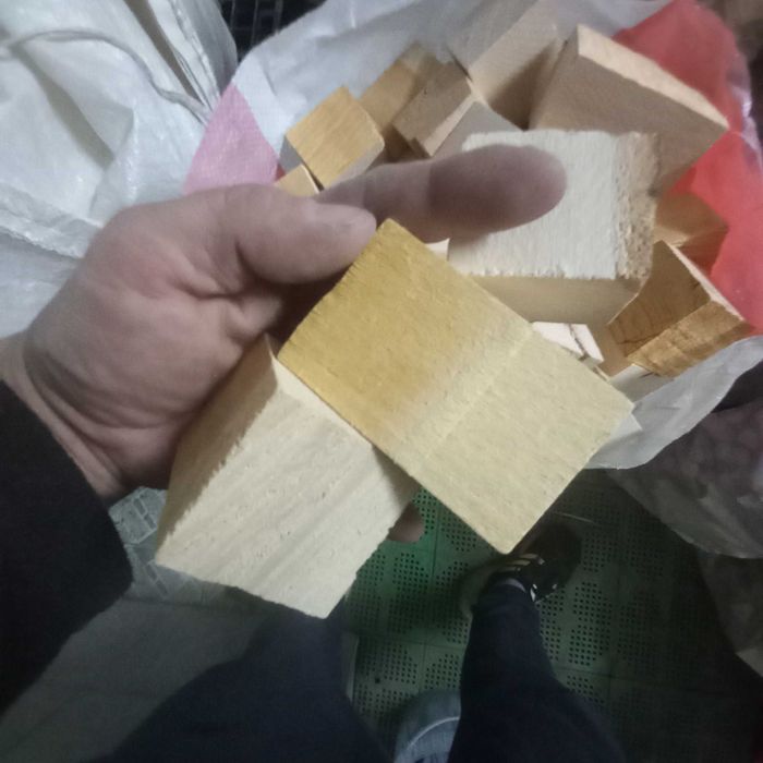 Saco de lenha em quadrados 25kg