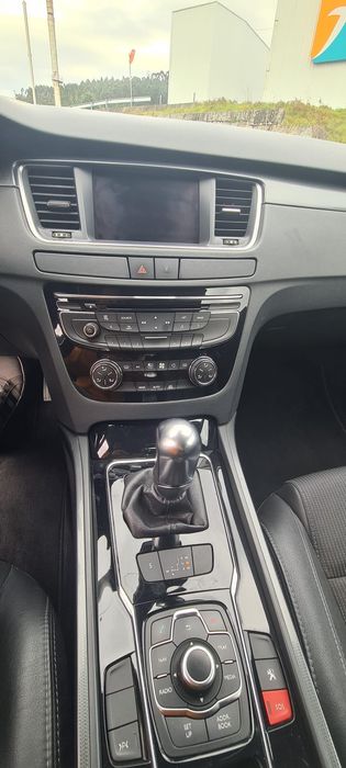 Peugeot 508sw 2012
