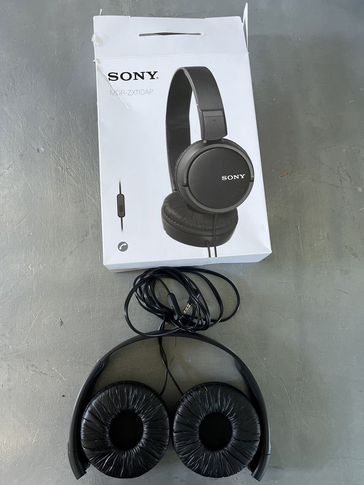 Auscultadores estéreo Sony novos