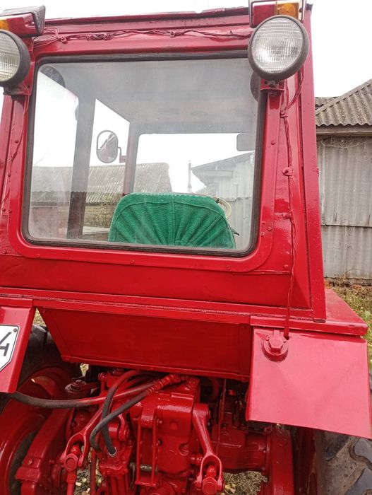 Трактор колісний Т-25