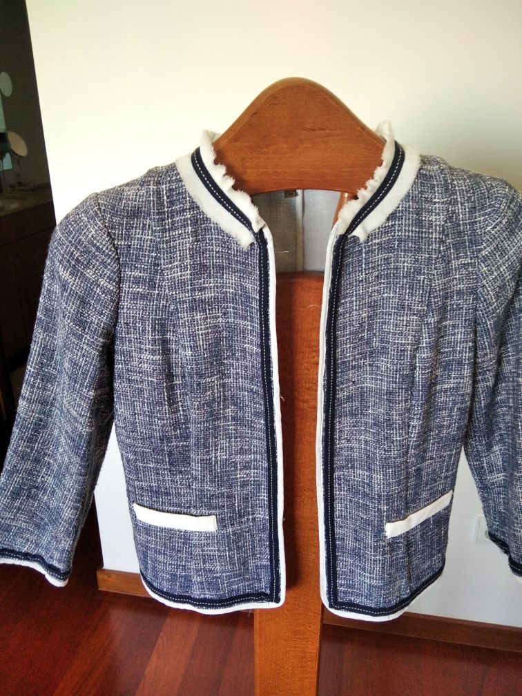 Blazer azul, muito confortável