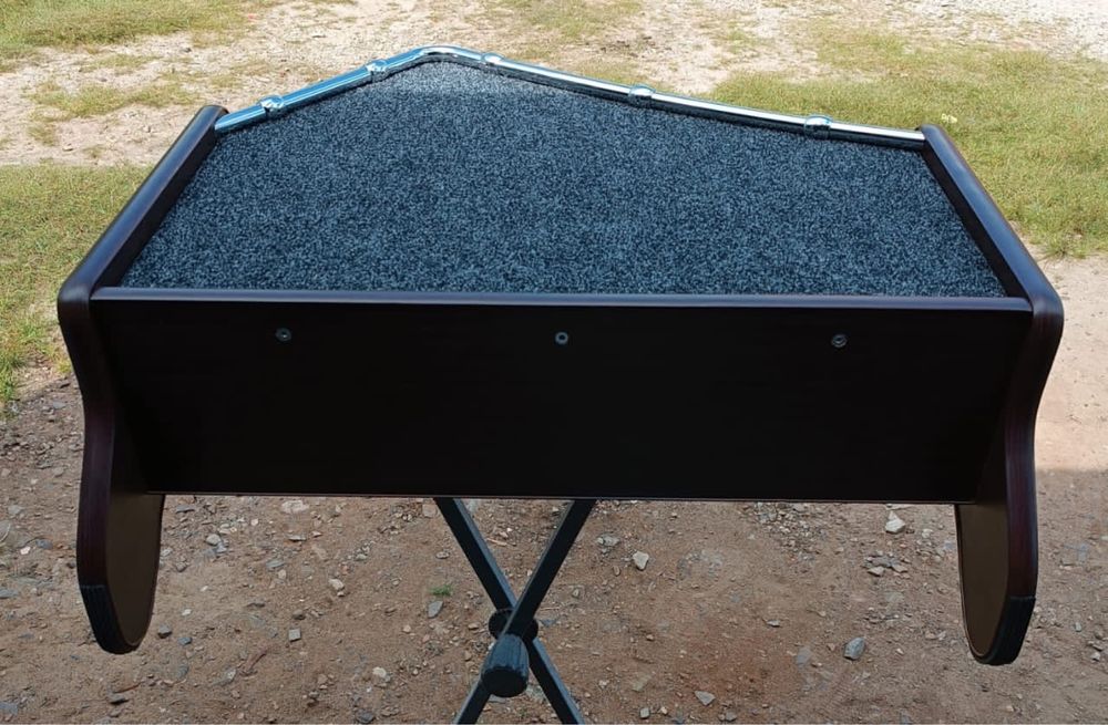 Поличка на торпеду Scania R