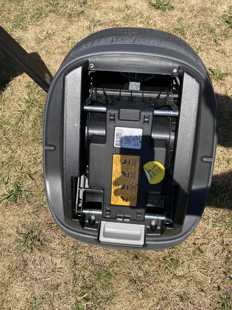 Fotelik MAXI-COSI z bazą isofix