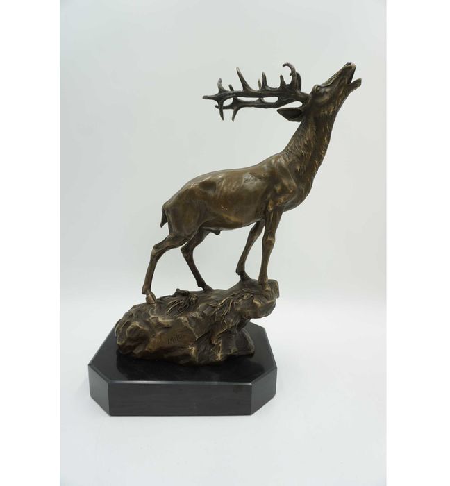 FIGURA z brązu ryczący jeleń-prezent dla myśliwego
