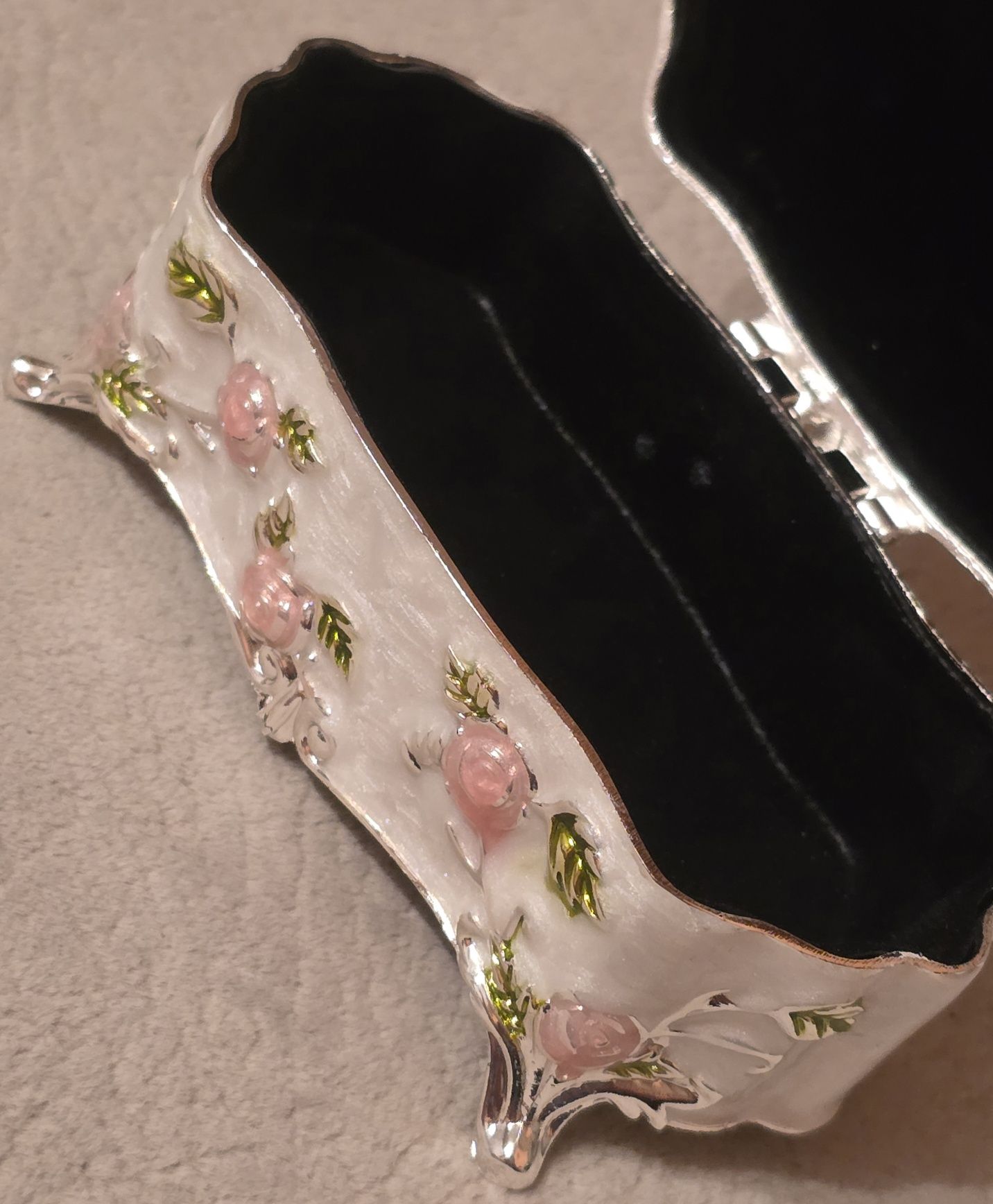 Piękna szkatułka dworska z metalu w carskim stylu Faberge St.Petersbur