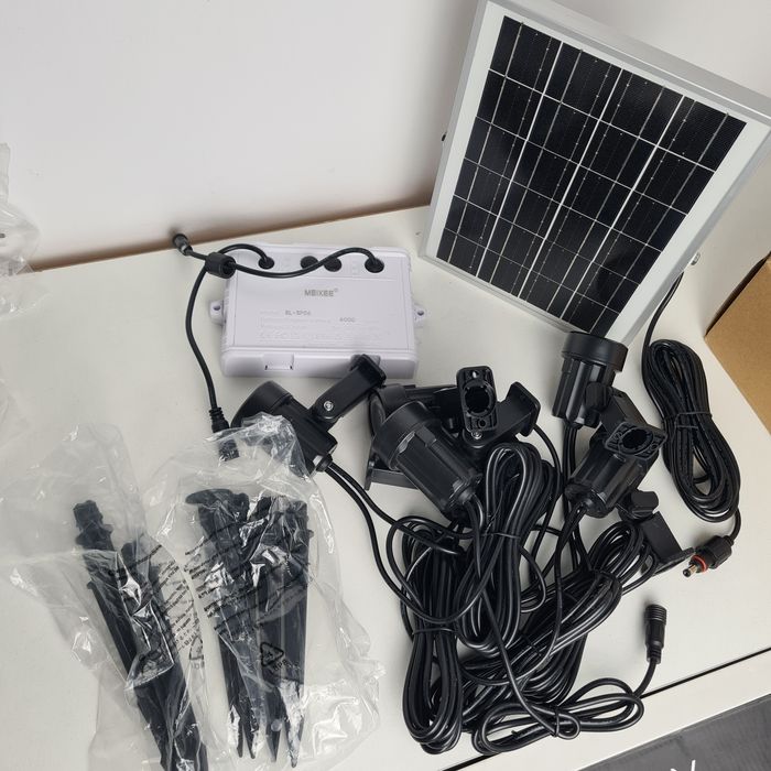 Сонячні ландшафтні ліхтарі 6 шт