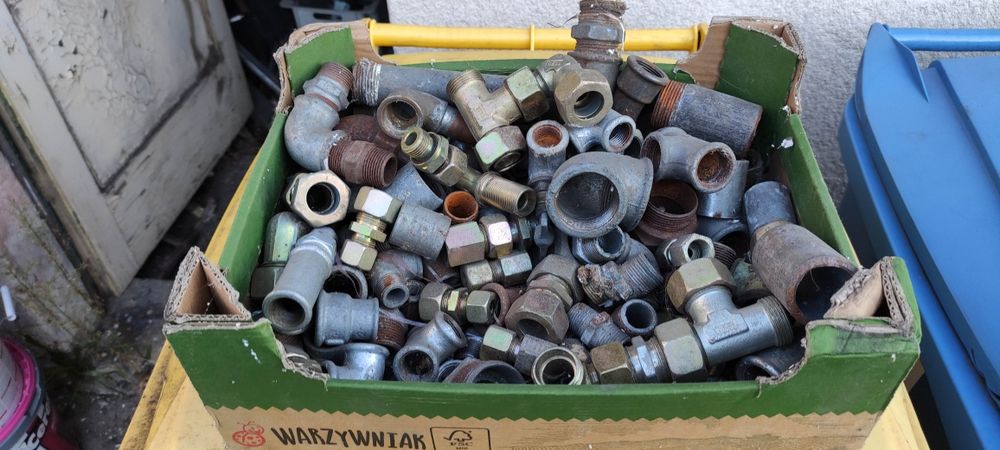 Złączki hydrauliczne różne