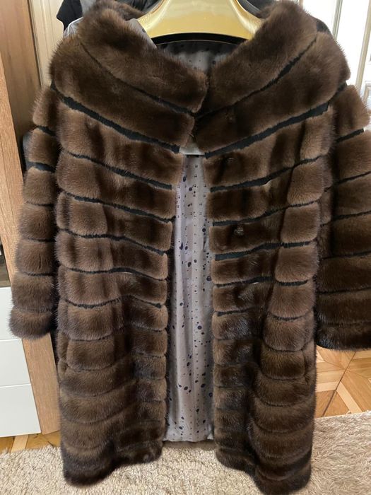 Шуба коричнева норкова