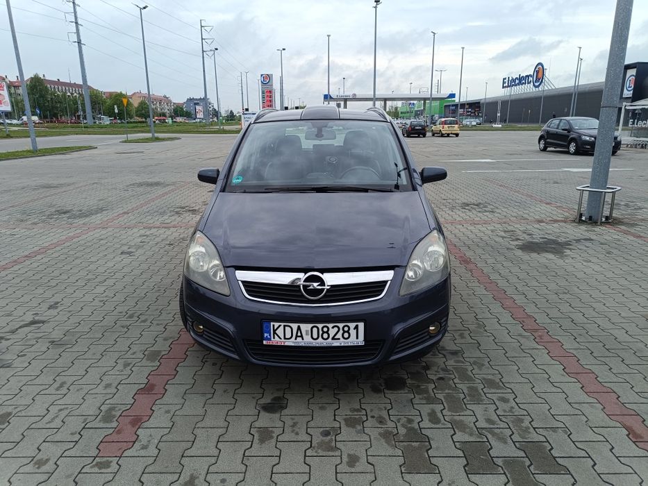 Zafira Cosmo 1.8 benz. 140km sprowadzony zarejestrowany