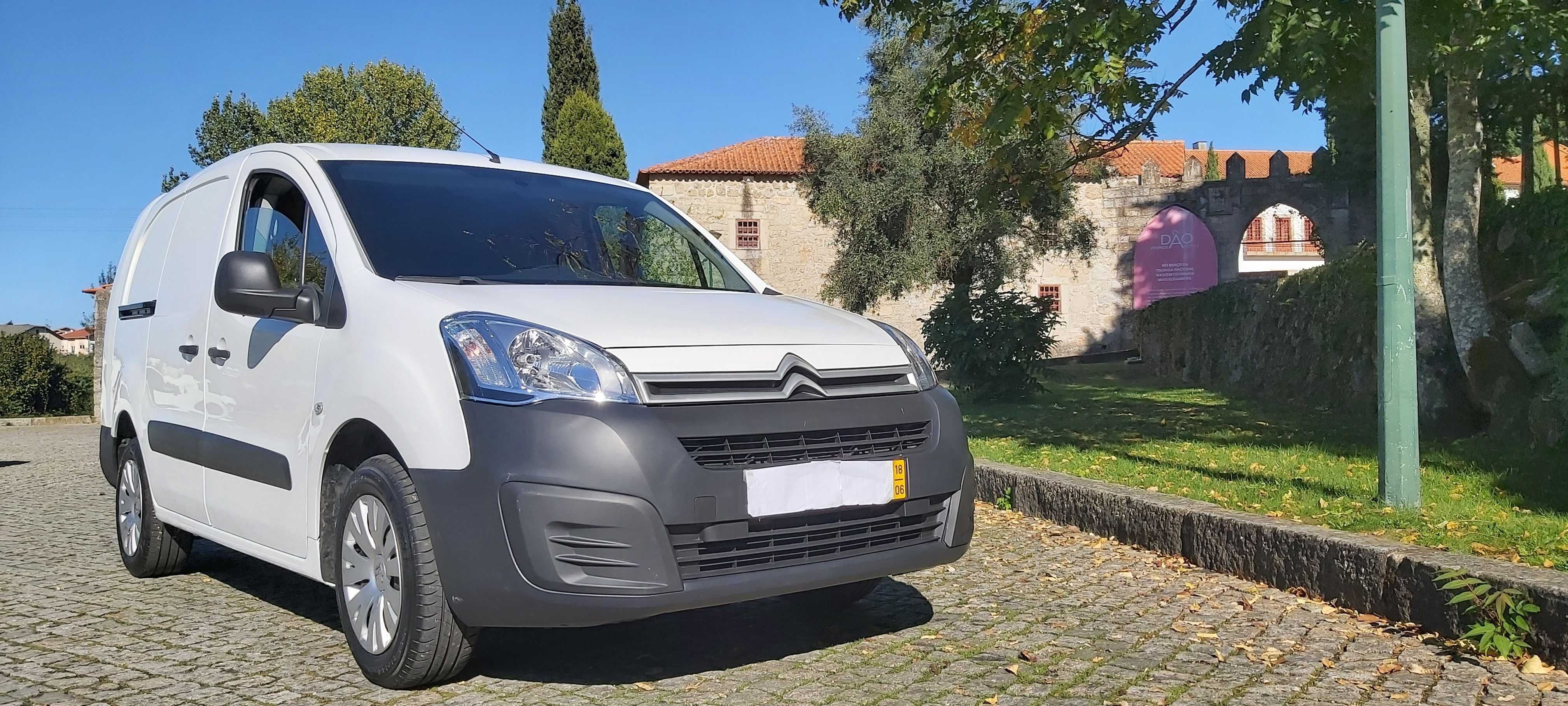 Berlingo Nacional L2 Longa 2018 94.500Km 100cv sem iva dedutível