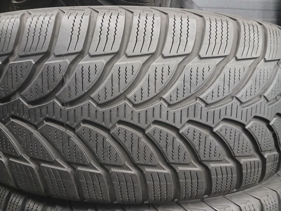 Зимові Шини БВ  205/60 R16  BRIDGESTONE  Blizzak LM-32  Склад