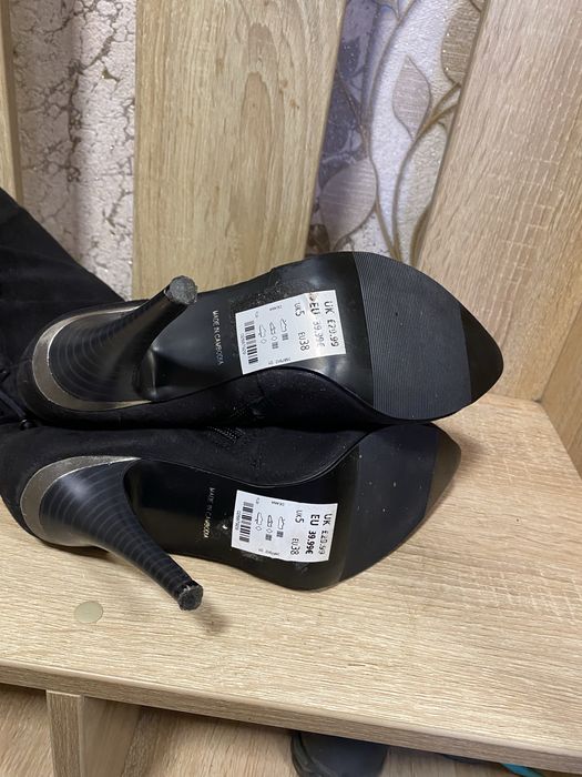 Замшеві ботфорти.