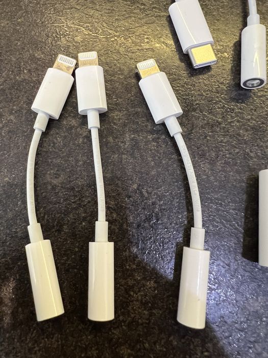 Адаптер перехідник Lighting на 3.5 A1749 та Belkin